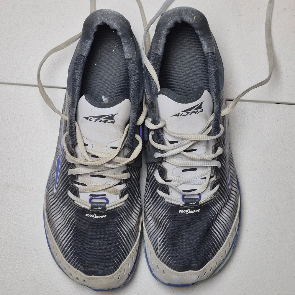 Altra King MT 2 Trail Running Shoes Womens 9.5 Gray Blue Vibram *No Strap*